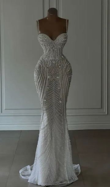 Sweetheart Girl In Pearls Wedding Dress